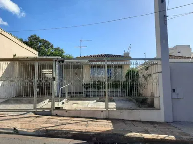 Casa com 2 Quartos à venda, 229m² no Centro, Araraquara