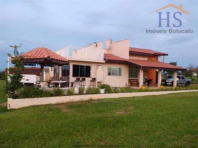 Casa de Condomínio com 3 Quartos à venda, 200m² no , Paranapanema