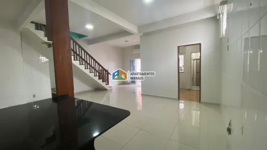 Sobrado com 3 Quartos à venda, 235m² no Parque 10 de Novembro, Manaus