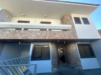 Casa com 3 Quartos para venda ou aluguel, 250m² no Jardim Piratininga, Sorocaba