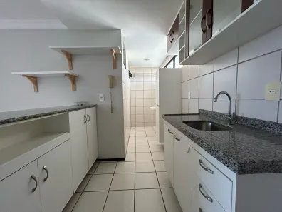 Apartamento com 2 Quartos para alugar, 70m² no Capim Macio, Natal