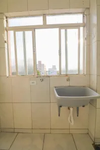 Kitnet com 1 Quarto para alugar, 38m² no Zona 07, Maringá