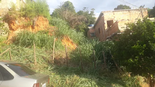 Lote/Terreno à venda, 495m² no Jardim dos Comerciários (Venda Nova), Belo Horizonte