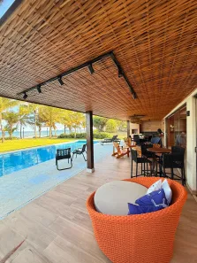 Casa de Condomínio com 5 Quartos para venda ou aluguel, 1065m² no Catu de Abrantes (Abrantes), Camaçari