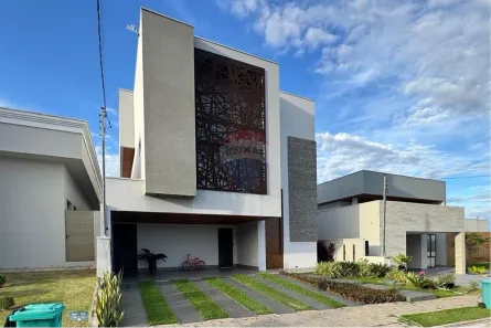 Sobrado com 4 Quartos à venda, 310m² no Loteamento Jardins Siena, Araguaína