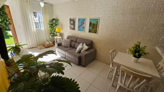Casa de Condomínio com 2 Quartos à venda, 56m² no Guriri, Cabo Frio