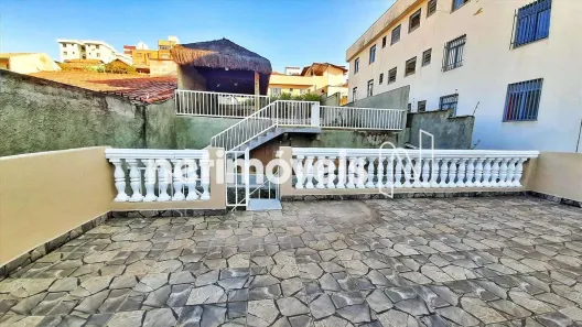 Ponto Comercial com 3 Quartos para alugar, 145m² no Santa Efigênia, Belo Horizonte