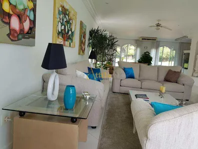 Sobrado com 5 Quartos à venda, 1000m² no Guararú, Guarujá