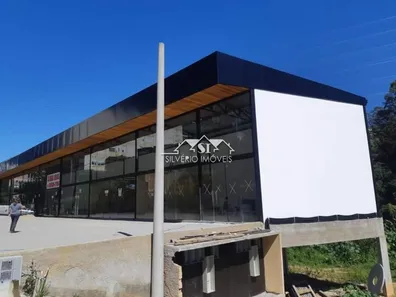 Ponto Comercial para alugar, 50m² no Samambaia, Petrópolis