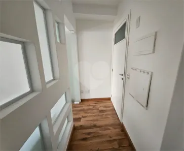 Sala Comercial à venda, 25m² no São Domingos, Niterói