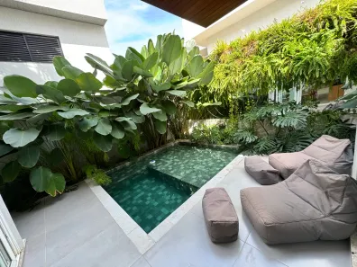 Casa com 5 Quartos para alugar, 280m² no Jardins Valência, Goiânia