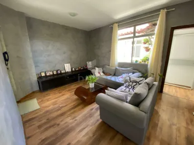 Casa com 4 Quartos à venda, 250m² no São Lucas, Belo Horizonte