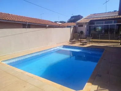 Casa com 2 Quartos à venda, 262m² no Centro, Araraquara