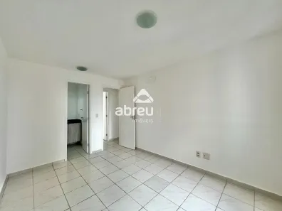 Apartamento com 3 Quartos para alugar, 76m² no Candelária, Natal