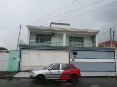 Casa com 3 Quartos para venda ou aluguel, 380m² no Ingá, Betim