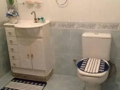Casa de Condomínio com 4 Quartos para venda ou aluguel, 250m² no Peró, Cabo Frio