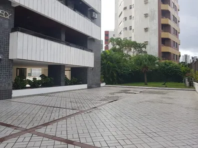 Apartamento com 4 Quartos à venda, 453m² no Jardim Apipema, Salvador