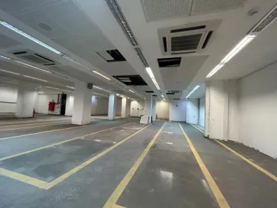 Ponto Comercial para alugar, 140m² no Savassi, Belo Horizonte