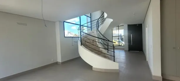 Casa de Condomínio com 3 Quartos à venda, 295m² no Roncáglia, Valinhos