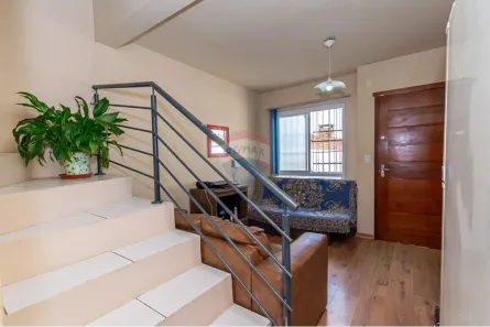 Sobrado com 2 Quartos à venda, 71m² no Parque Granja Esperança, Cachoeirinha