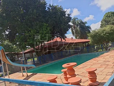 Fazenda/Sítio com 3 Quartos à venda, 369m² no Recanto dos Nobres, Araraquara