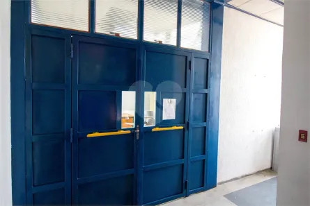Sala Comercial para alugar, 24m² no Centro, São Roque