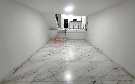 Casa de Condomínio com 2 Quartos para alugar, 60m² no Portinho, Cabo Frio