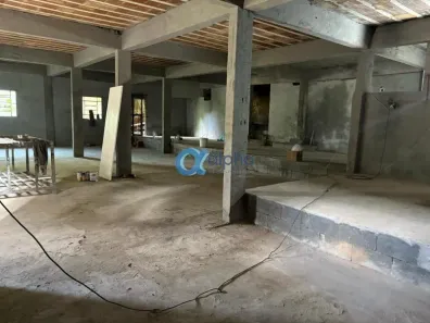 Galpão/Depósito/Armazém para alugar, 400m² no Quarteirão Brasileiro, Petrópolis