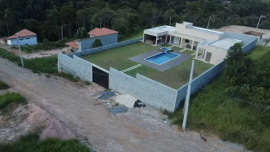 Fazenda/Sítio com 3 Quartos à venda, 86m² no Centro, Mogi das Cruzes