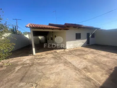 Casa com 3 Quartos para alugar, 120m² no Jardim Mariliza, Goiânia
