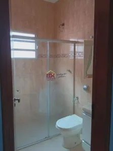 Casa com 3 Quartos para alugar, 186m² no Parque São Luís, Taubaté