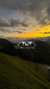 Casa de Condomínio com 8 Quartos para venda ou aluguel, 1060m² no Samambaia, Petrópolis