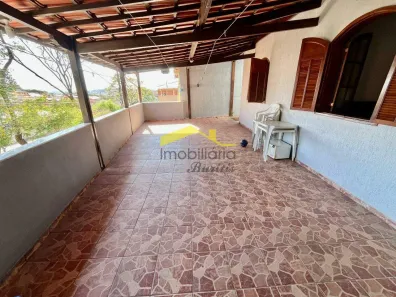 Casa com 3 Quartos para alugar, 400m² no Estrela do Oriente, Belo Horizonte