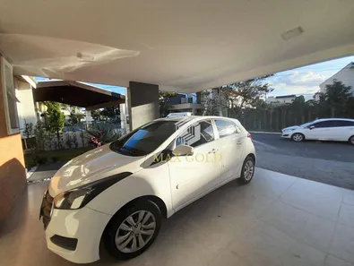 Casa de Condomínio com 3 Quartos à venda, 204m² no Castelo, Tremembé