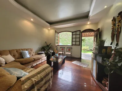 Casa com 4 Quartos à venda, 203m² no Jardim Montanhês, Belo Horizonte