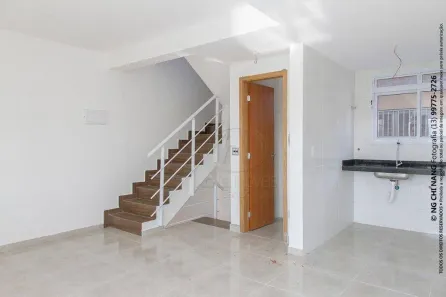 Casa com 2 Quartos à venda, 90m² no Jardim Helena Maria, Guarujá
