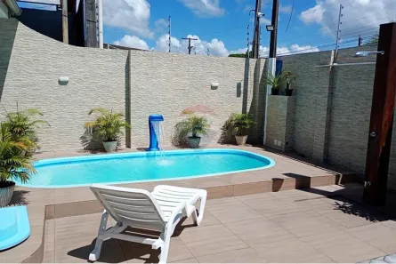 Casa com 4 Quartos à venda, 250m² no Pitanguinha, Maceió