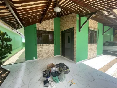Casa com 3 Quartos à venda, 300m² no Pitimbu, Natal