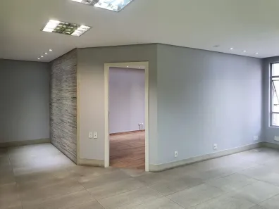 Sala Comercial à venda, 68m² no Santo Antônio, Belo Horizonte