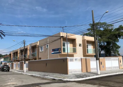 Sobrado com 3 Quartos à venda, 91m² no Jardim Las Palmas, Guarujá