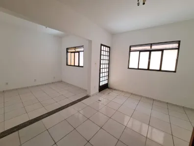Casa com 2 Quartos à venda, 160m² no Brasil Industrial (Barreiro), Belo Horizonte