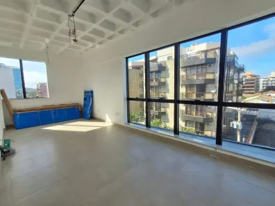 Sala Comercial para alugar, 30m² no Centro, Cabo Frio