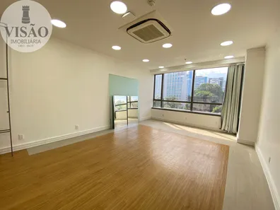 Sala Comercial à venda, 36m² no Adrianópolis, Manaus