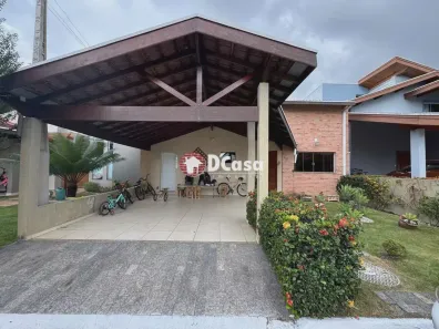 Casa de Condomínio com 3 Quartos para alugar, 250m² no , Tremembé