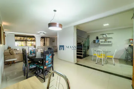 Casa com 5 Quartos à venda, 300m² no Asa Sul, Brasília