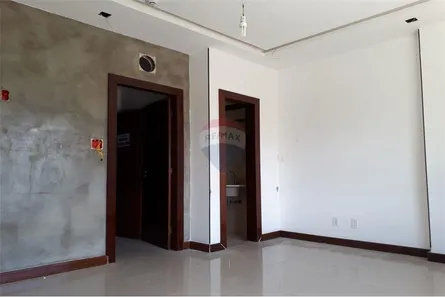 Sala Comercial à venda, 30m² no Parque Bela Vista, Salvador