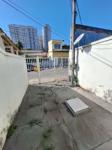 Casa com 2 Quartos para alugar, 110m² no Alvarez, Nova Iguaçu