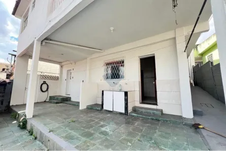 Casa com 2 Quartos para alugar, 70m² no Cinquentenário, Belo Horizonte
