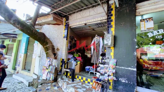 Ponto Comercial à venda, 12m² no Vila Três, São Gonçalo