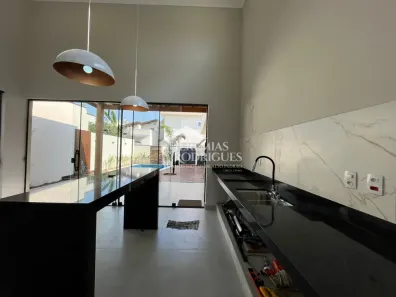 Casa de Condomínio com 3 Quartos à venda, 187m² no Castelo, Tremembé